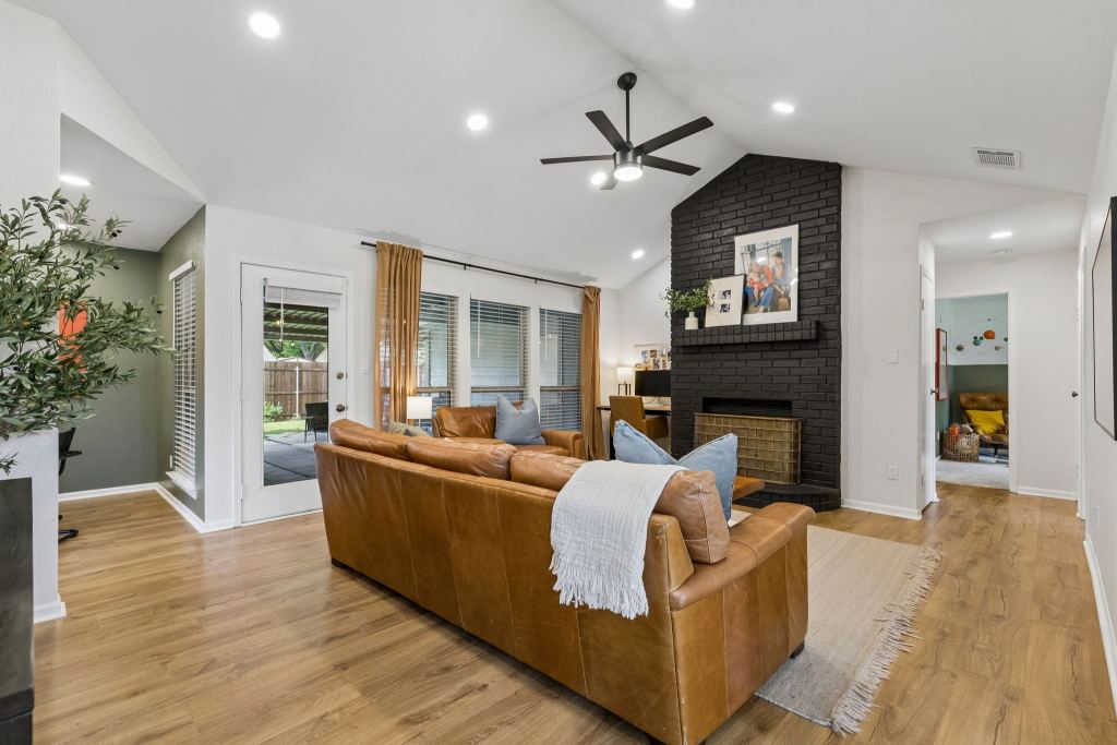 425 Kirkwood Drive, Lewisville, TX 75067 — photo 1