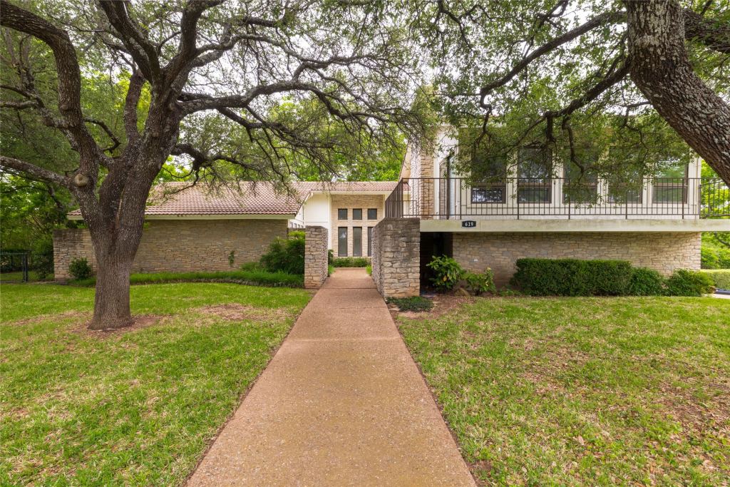619 Baylor Street, Weatherford, TX 76086 — photo 1