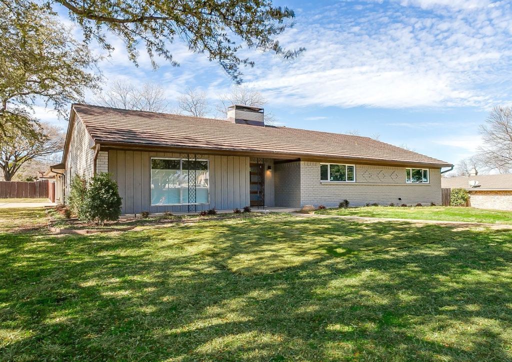 6940 Bal Lake Drive, Fort Worth, TX 76116 — photo 1