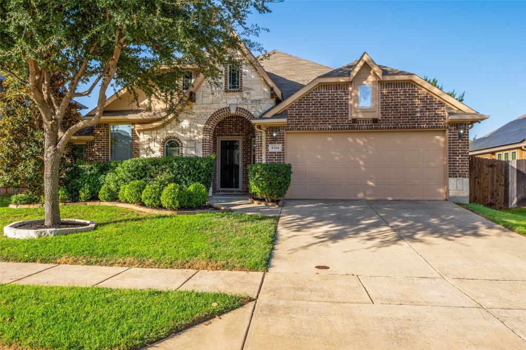 8304 Spitfire Trail