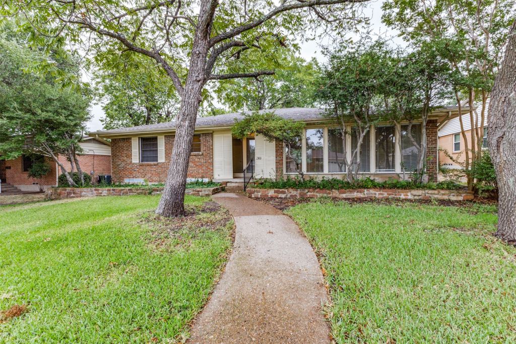 1303 Northlake Drive, Richardson, TX 75080 — photo 1