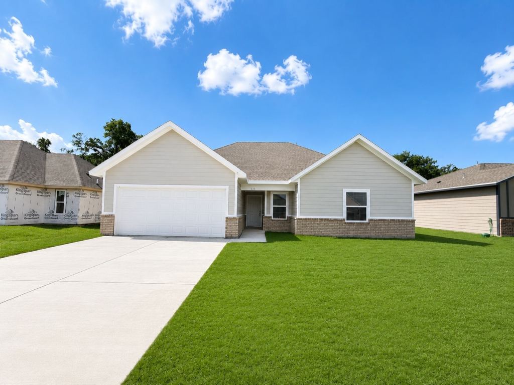 636 Crockett Drive, Cleburne, TX 76031 — photo 1