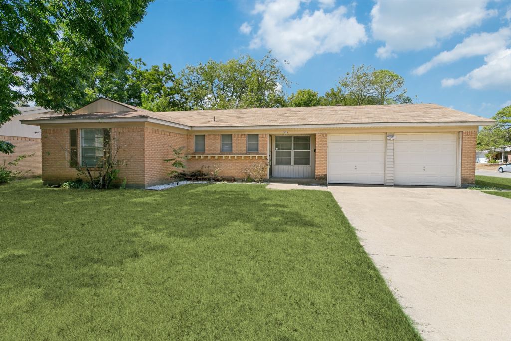 5133 Susan Lee Lane, North Richland Hills, TX 76180 — photo 1
