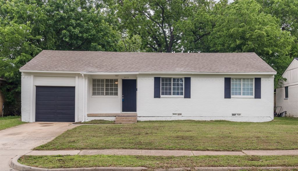 3433 Moon Drive, Mesquite, TX 75150 — photo 1