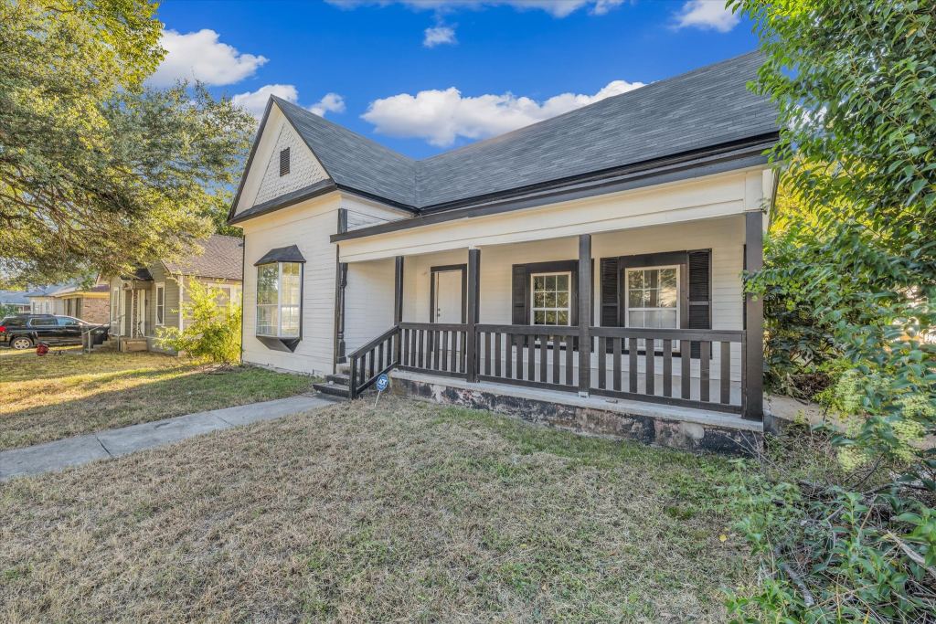 2524 Mcferrin Avenue, Waco, TX 76708 — photo 1