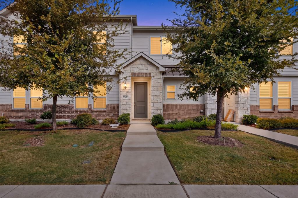 1300 Pebblebrook Drive, McKinney, TX 75071 — photo 1