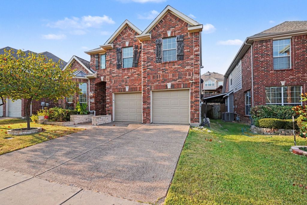 1344 Valley Vista Drive, Irving, TX 75063 — photo 1