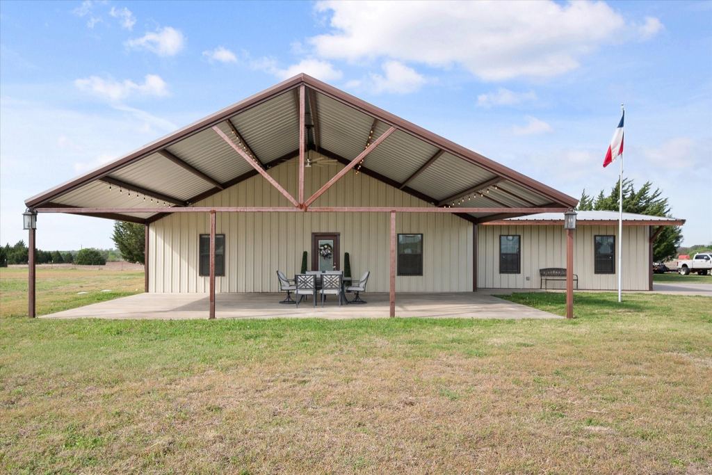 671 Robnett Road, Waxahachie, TX 75165 — photo 1
