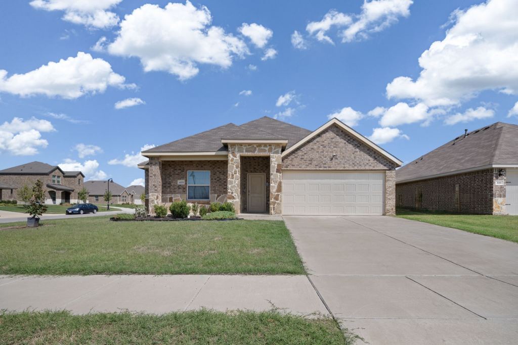 418 War Emblem Lane, Waxahachie, TX 75165 — photo 1