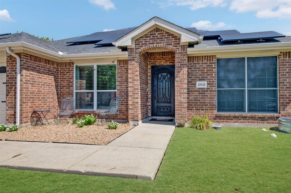 2812 Spencer Circle, Royse City, TX 75189 — photo 1