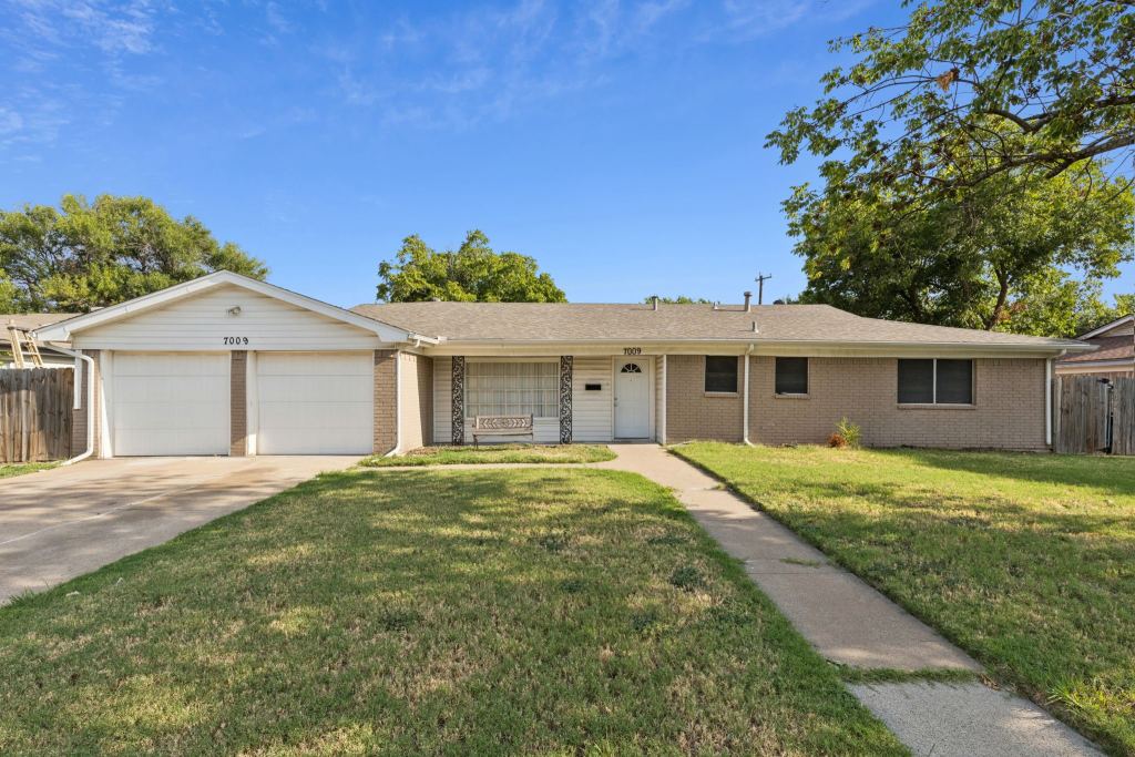 7009 Corona Drive, North Richland Hills, TX 76180 — photo 1