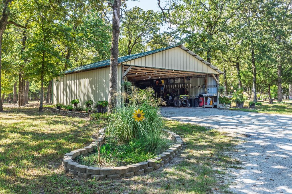 8324 Big Oaks, Quinlan, TX 75474 — photo 1