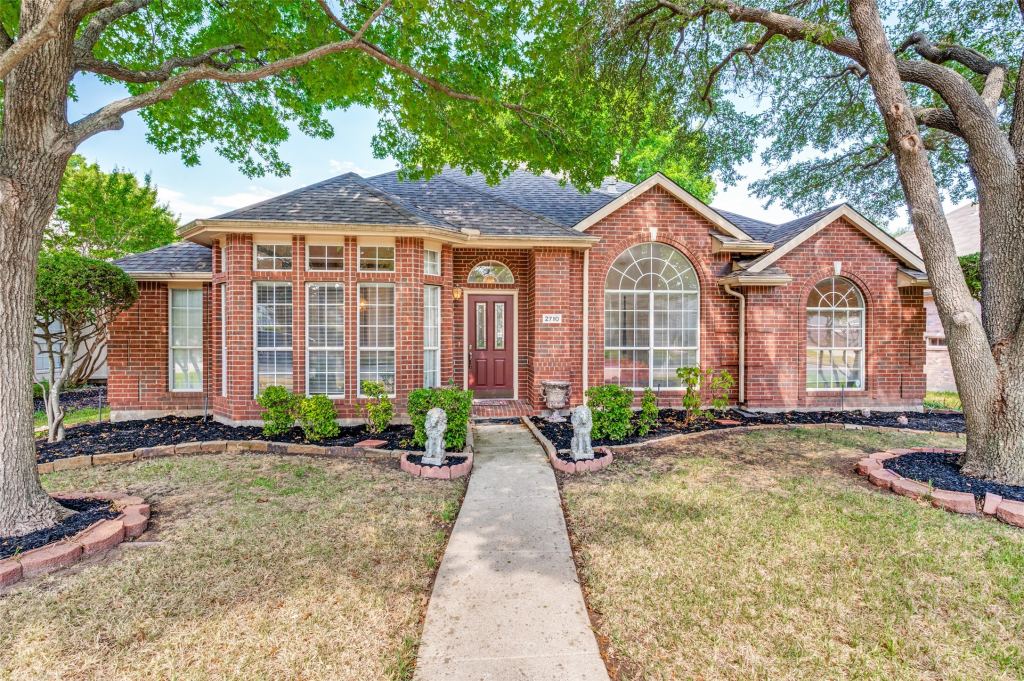 2710 Cheverny Drive, McKinney, TX 75070 — photo 1
