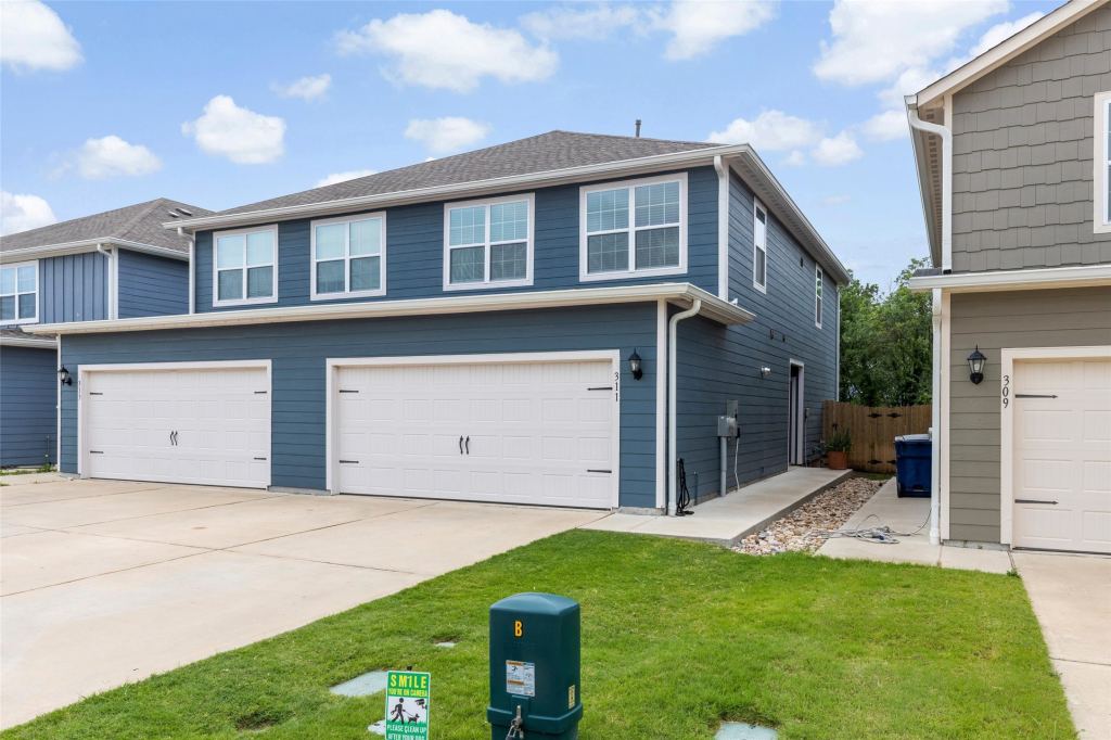 311 Marsh Lane, Princeton, TX 75407 — photo 1