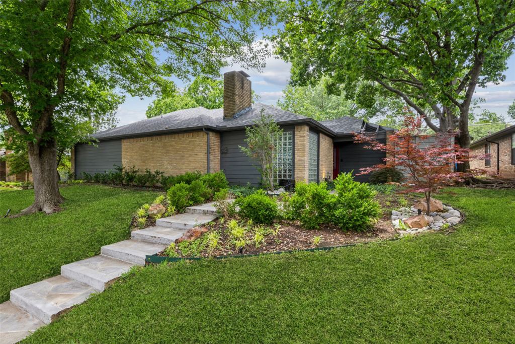7221 Pleasant View Drive