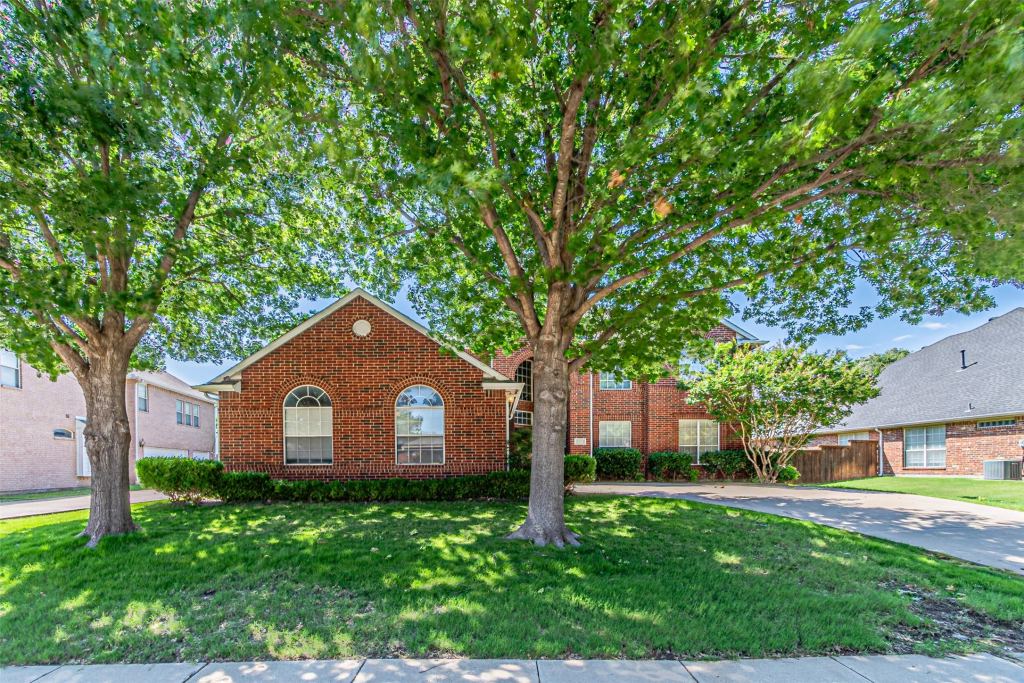 1913 Blue Ridge Drive, Flower Mound, TX 75028 — photo 1