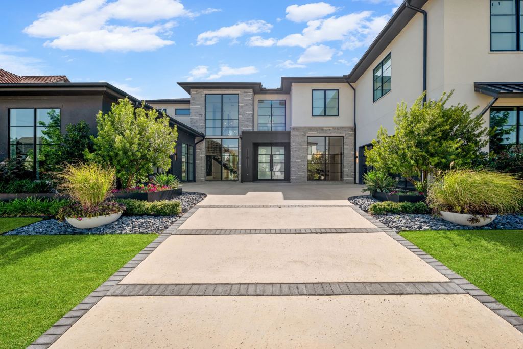 3347 Midwick Drive
