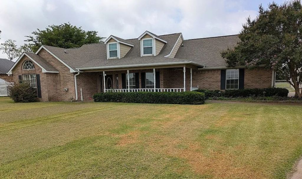626 E Eubank Street, Mabank, TX 75147 — photo 1
