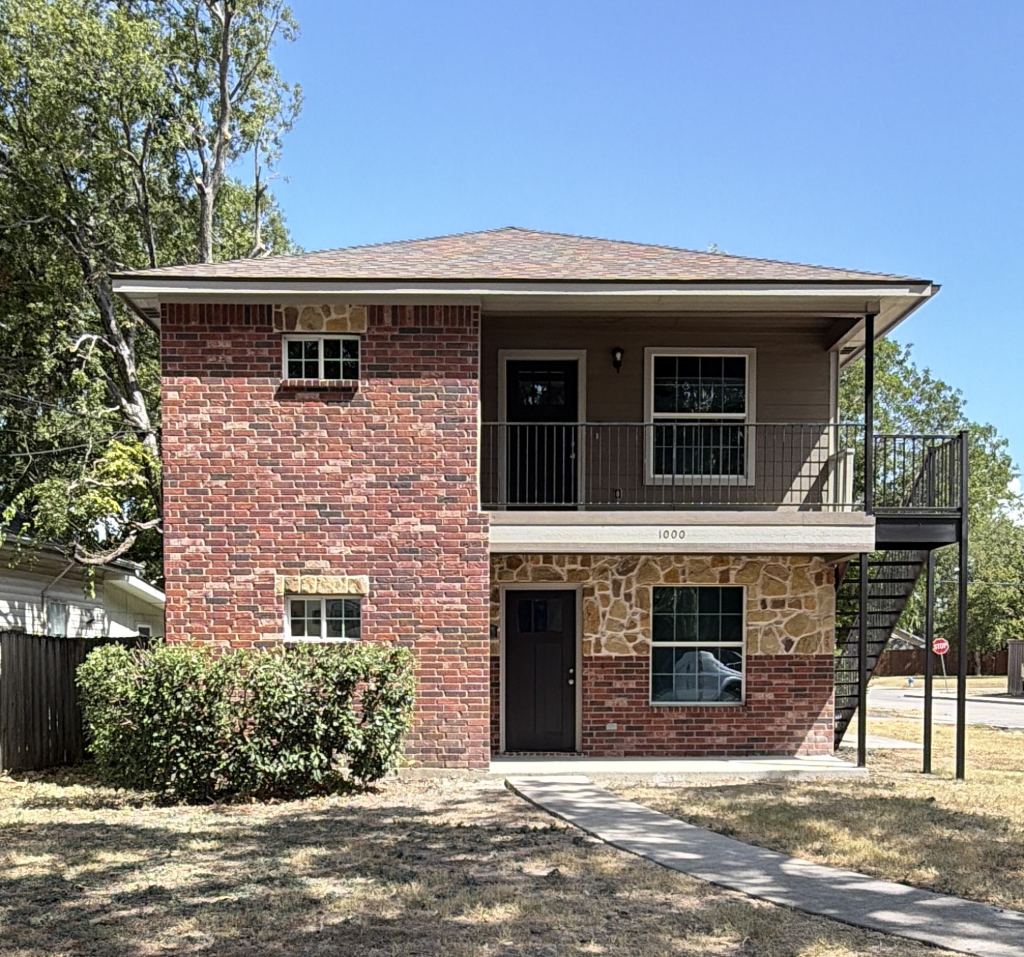 1000 Throckmorton Street A,B, McKinney, TX 75069 — photo 1