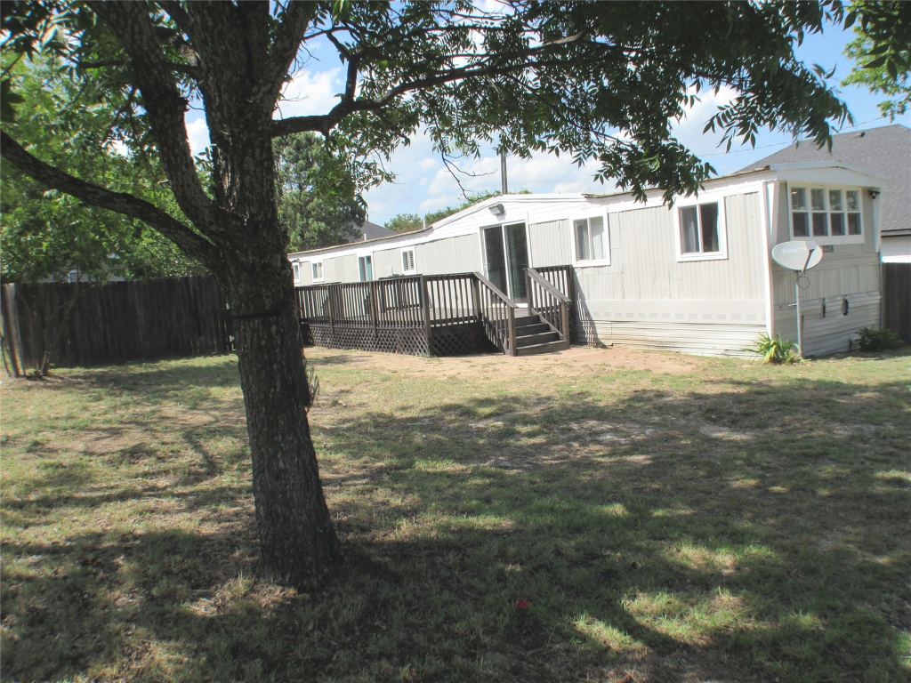 2208 Beverly Drive, Granbury, TX 76048 — photo 1