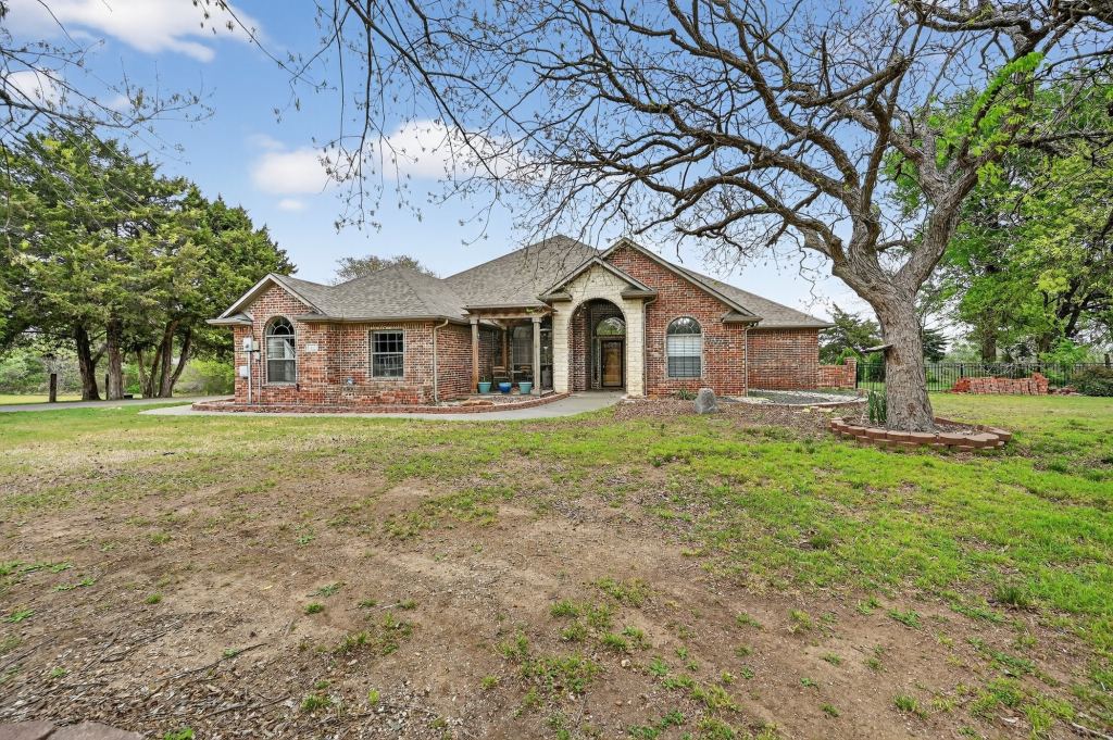 4851 Stout Road, Midlothian, TX 76065 — photo 1