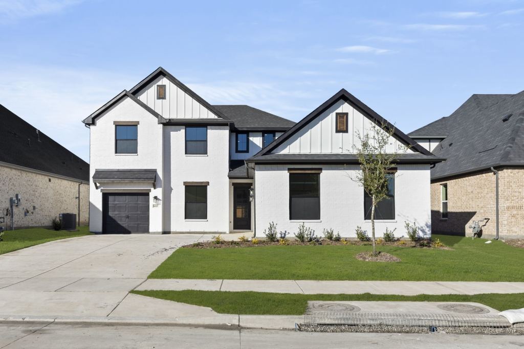 605 Bunchberry Street