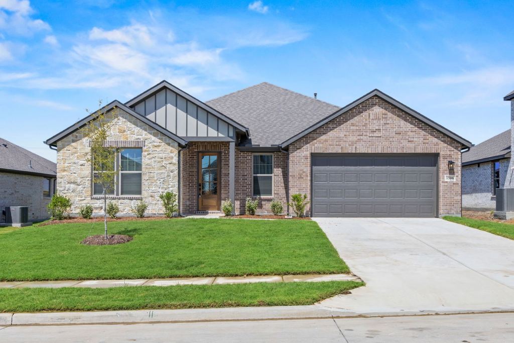 1506 Red Clover Avenue, Van Alstyne, TX 75495 — photo 1