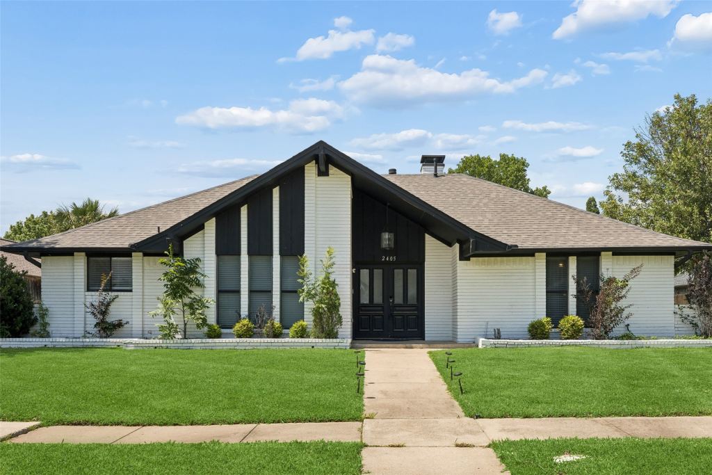 2405 Hanover Court, Rowlett, TX 75088 — photo 1
