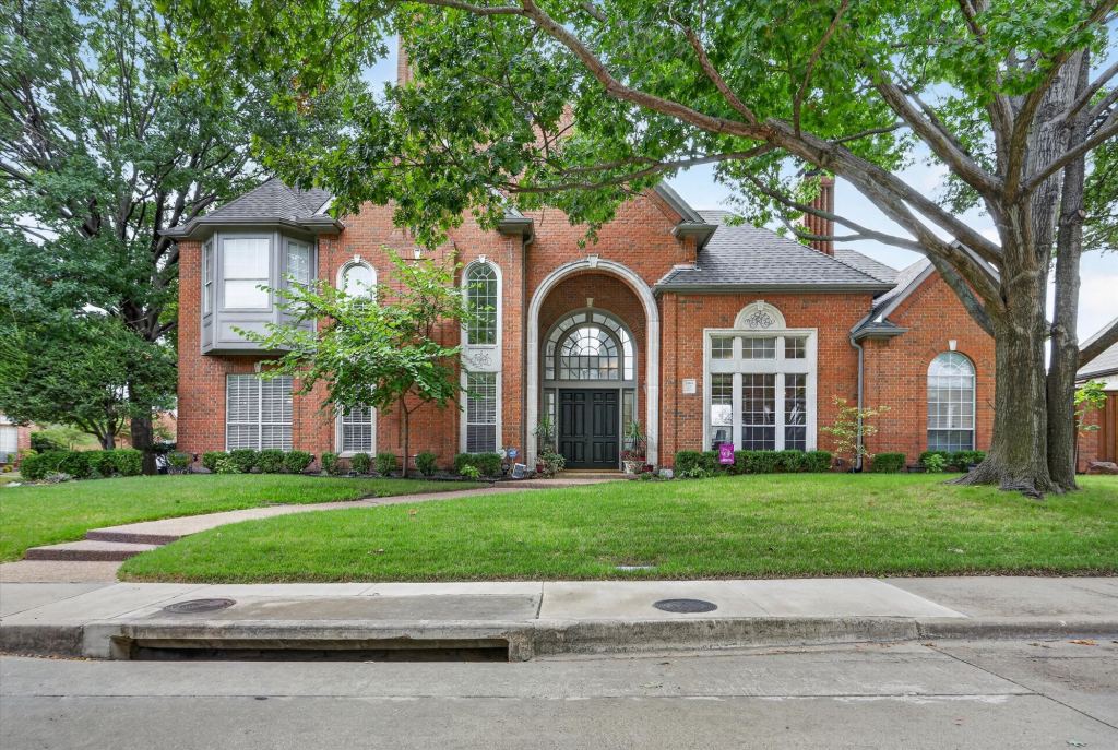 5144 Bellerive Drive