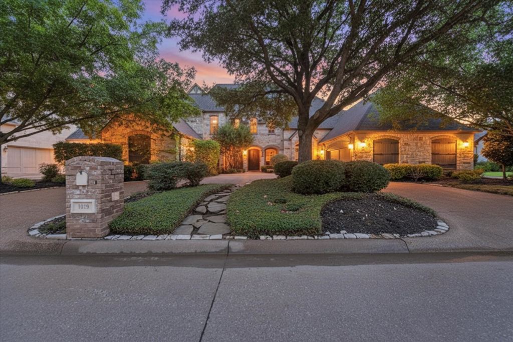 1019 Walnut Falls Circle, Mansfield, TX 76063 — photo 1