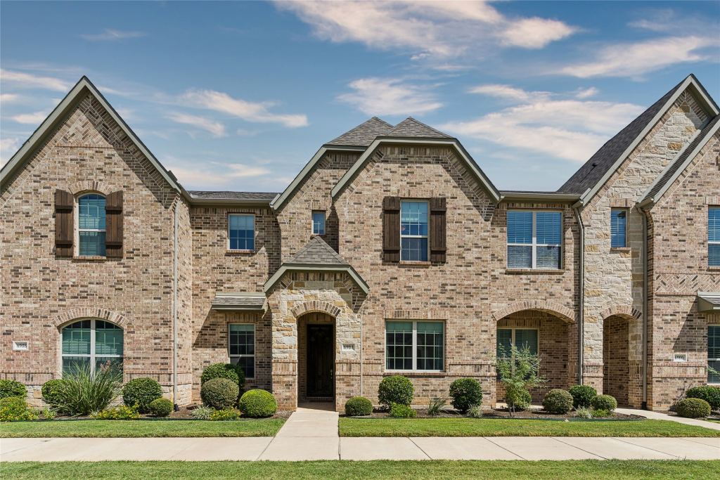 6904 Fairfield Lane, North Richland Hills, TX 76182 — photo 1