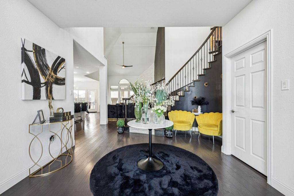 518 Valley Drive, Midlothian, TX 76065 — photo 1
