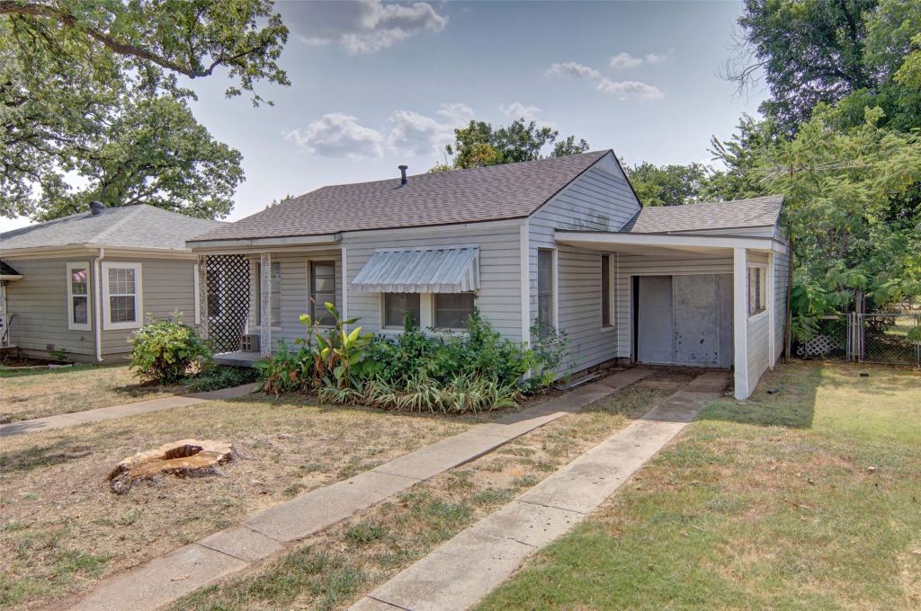 1203 Hanover Street, Weatherford, TX 76086 — photo 1