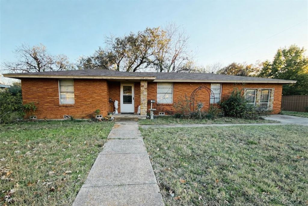 7008 Briley Drive, North Richland Hills, TX 76180 — photo 1