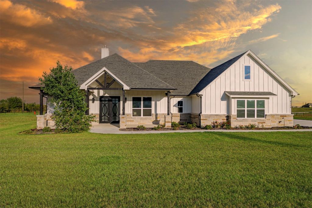 8524 Bronco Drive
