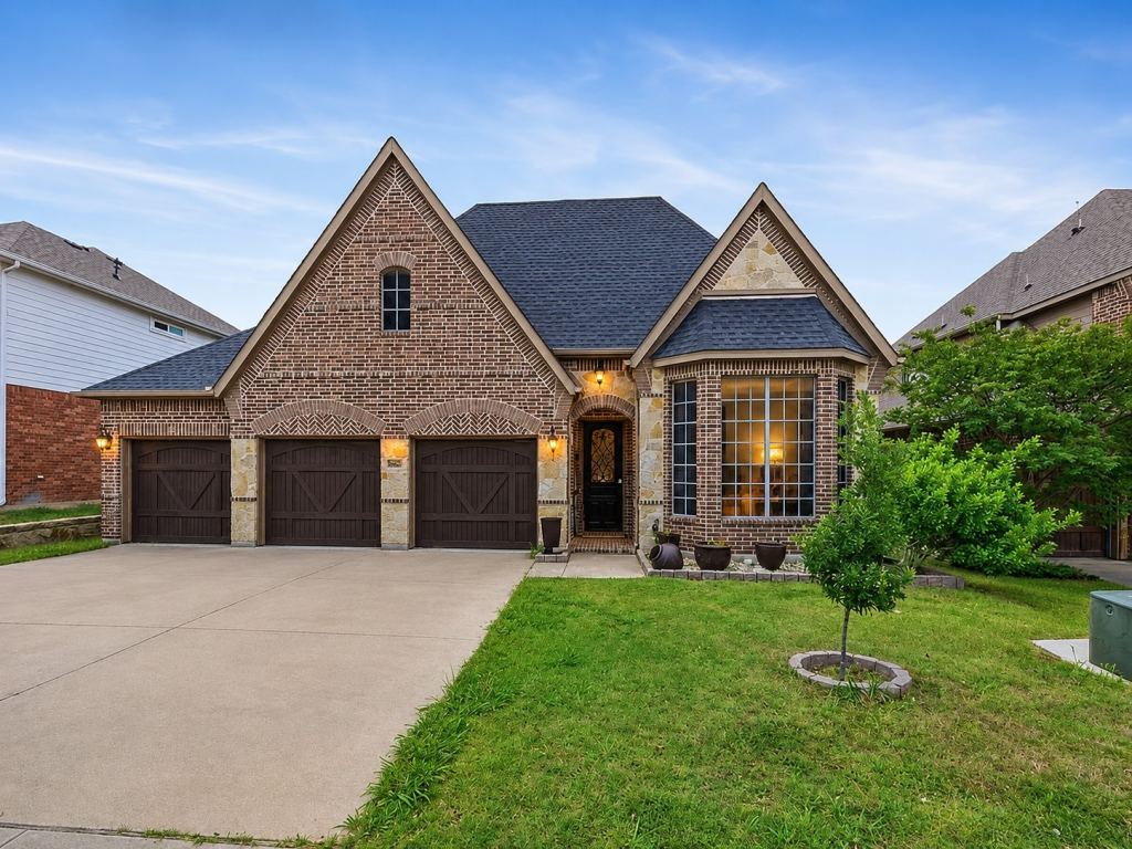 8608 Snowdrop Court