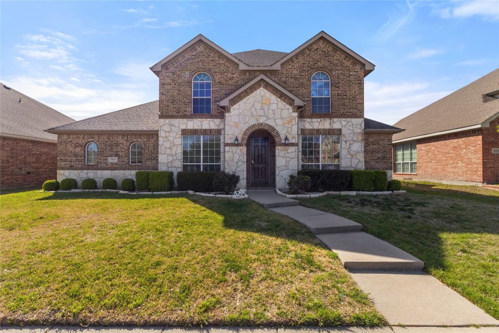 7013 Bickers Drive, Rowlett, TX 75089 — photo 1