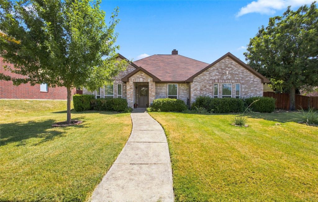 1230 Tralee Lane