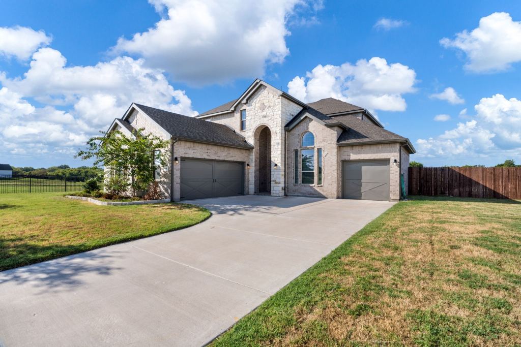 626 Poppie Lane, Midlothian, TX 76065 — photo 1