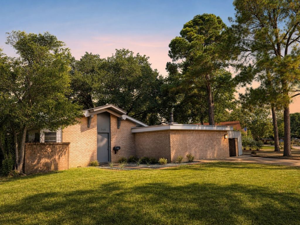 3401 Hanover Lane, Irving, TX 75062 — photo 1