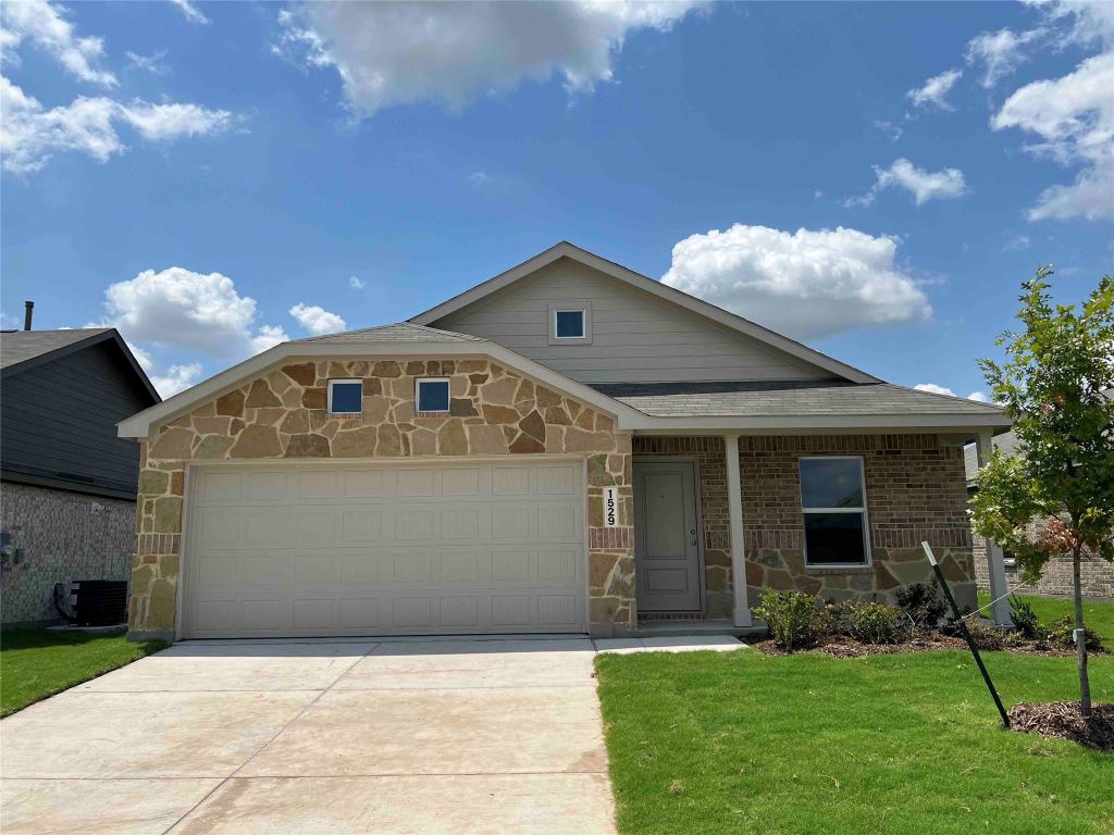 1529 Lanner Meadows Lane, Forney, TX 75126 — photo 1