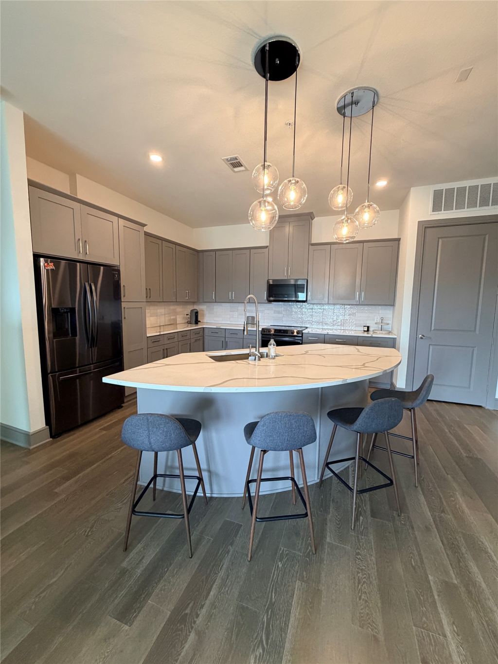 2700 Old Denton Road 4404, Carrollton, TX 75007 — photo 1