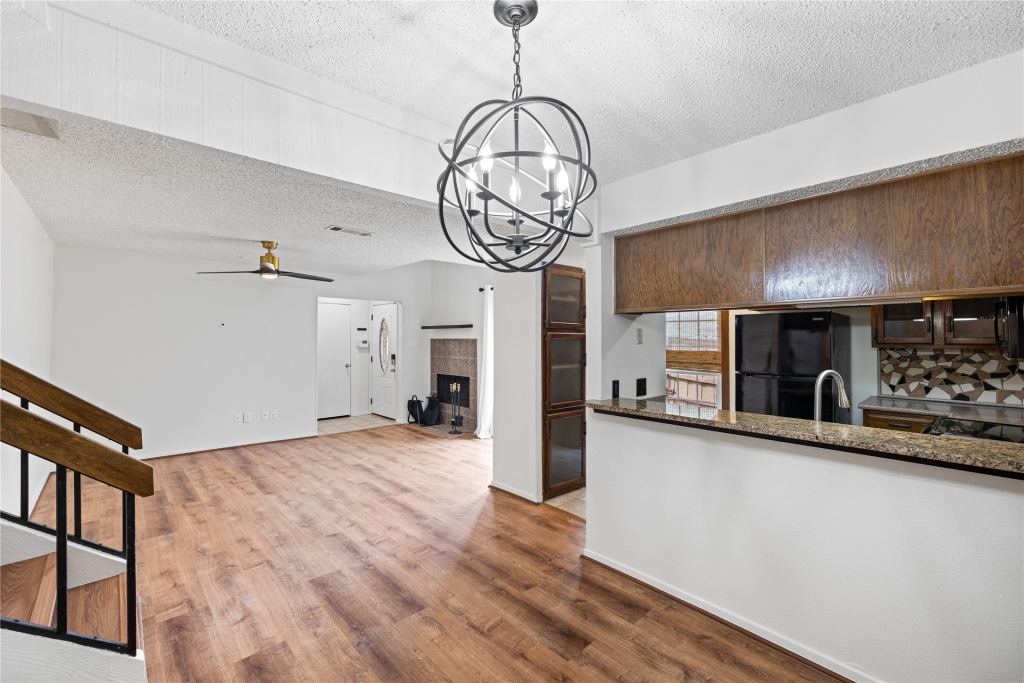 4240 Madera Road 4, Irving, TX 75038 — photo 1