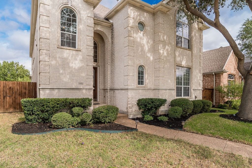 3351 Garrett Drive, Irving, TX 75062 — photo 1