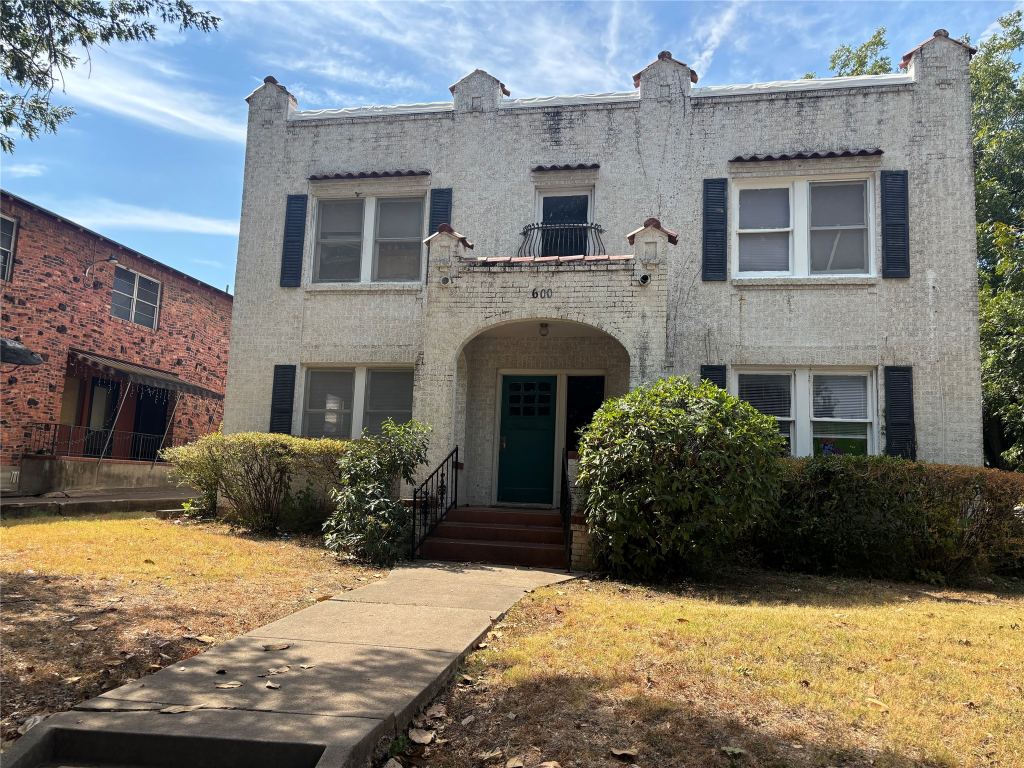 600 Monticello Drive 2, Fort Worth, TX 76107 — photo 1