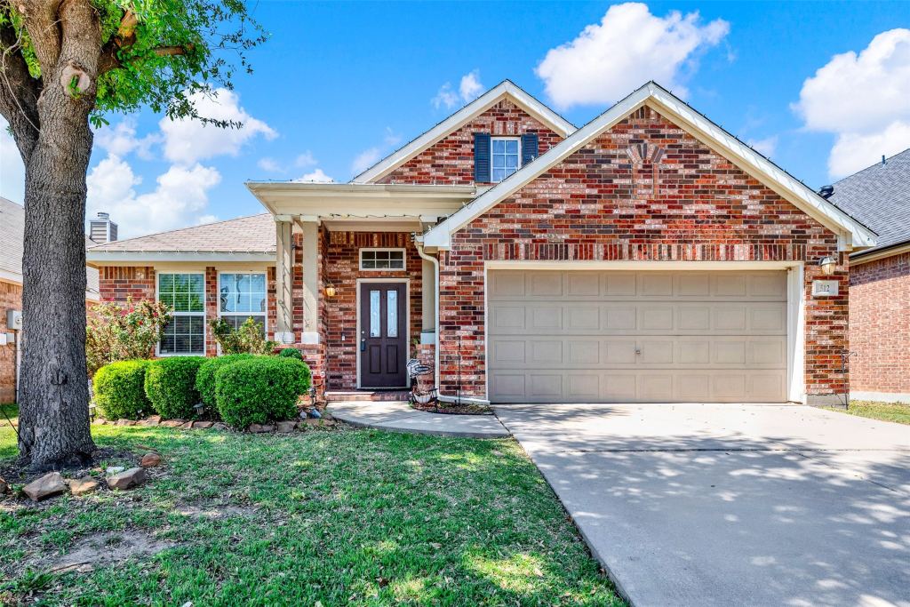 512 Turnstone Drive, Little Elm, TX 75068 — photo 1