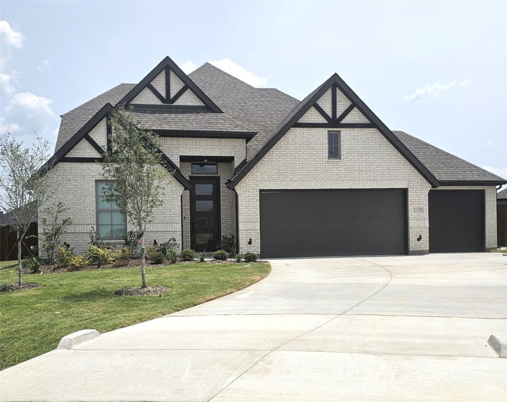 11700 Blackfoot Court, Godley, TX 76044 — photo 1
