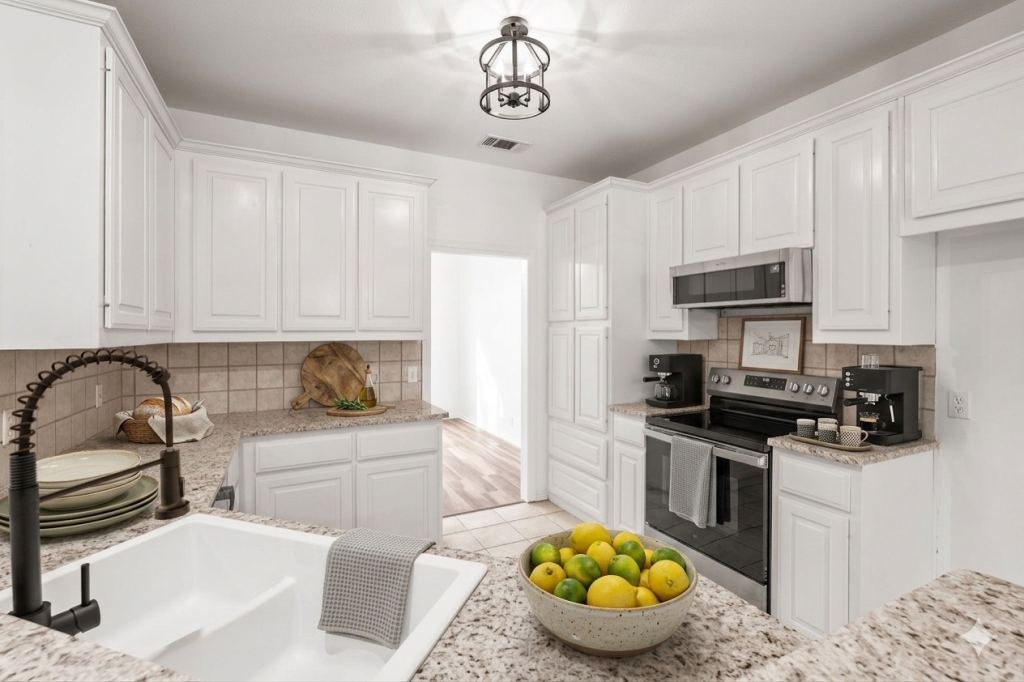 2107 Rivercrest Circle, Denison, TX 75020 — photo 1