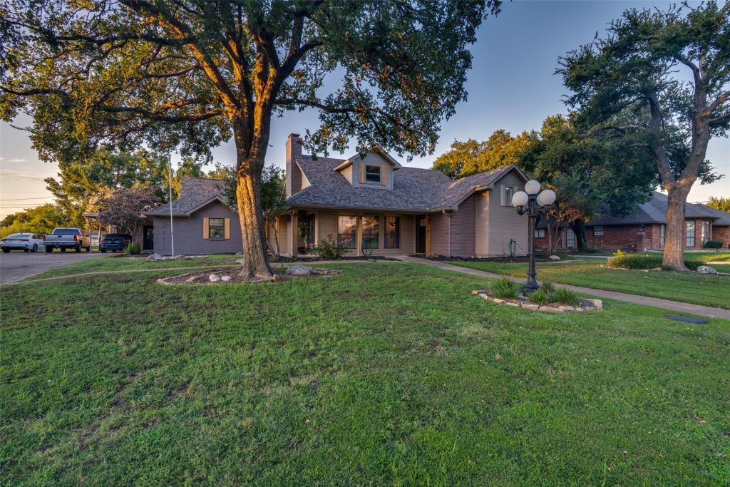2209 Vicksburg Drive