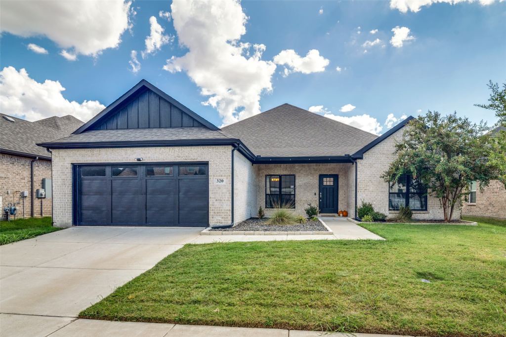 320 Community Drive, Lavon, TX 75166 — photo 1